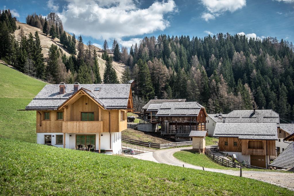 Mountain Chalet Pia La Valle Exterior photo