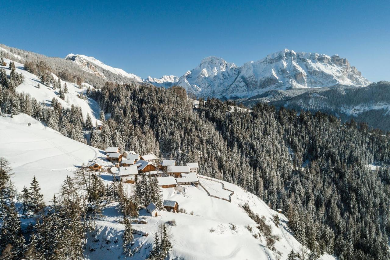 Mountain Chalet Pia La Valle Exterior photo
